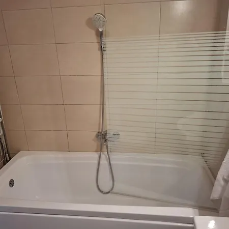 アパート Cu Terasa Si Vedere, Nord, Zona Summerland ママイア