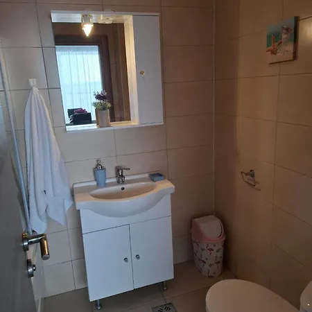 Cu Terasa Si Vedere, Nord, Zona Summerland דירה מאמאיה