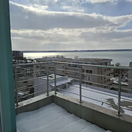 Cu Terasa Si Vedere, Nord, Zona Summerland *