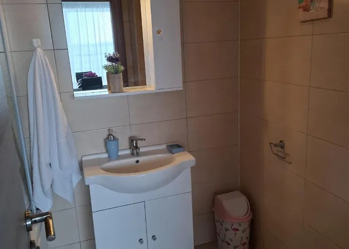 Cu Terasa Si Vedere, Nord, Zona Summerland 公寓 马马亚